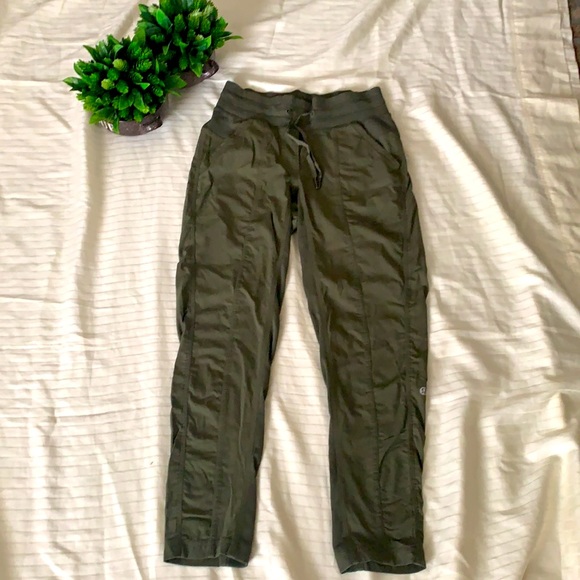 Lululemon Street To Studio Pant II *Unlined 28" Inseam Fatigue Green - Picture 3 of 13
